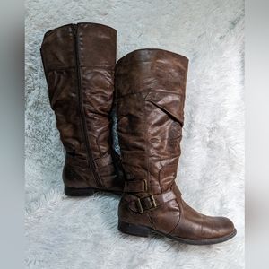 Baretraps knew high boots